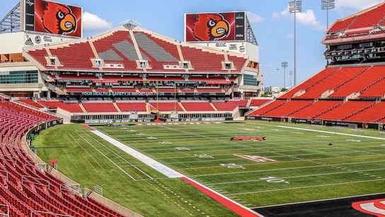 Final: Louisville 24, Pitt 10 taken in Louisville, Ky. (Live coverage)